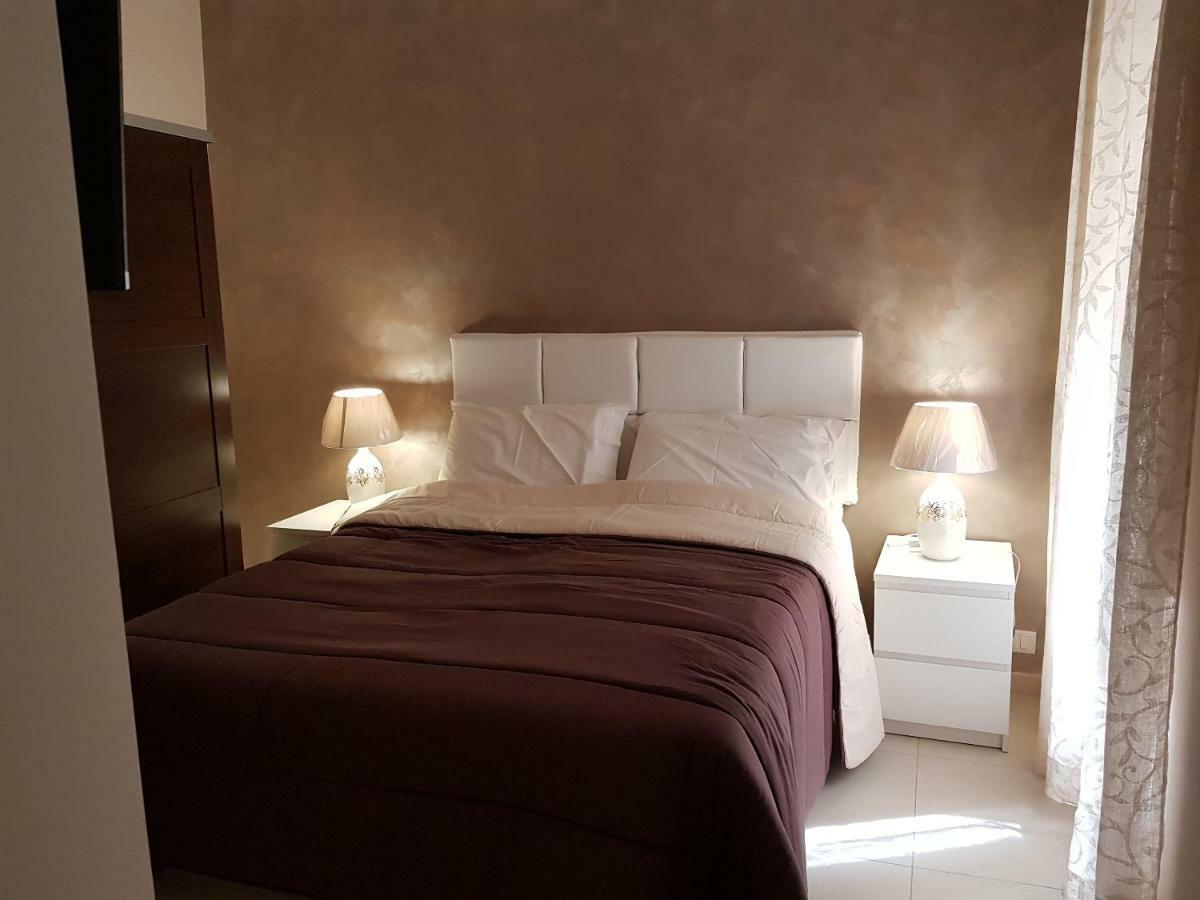 Napoli Royal Flats Villa Екстериор снимка