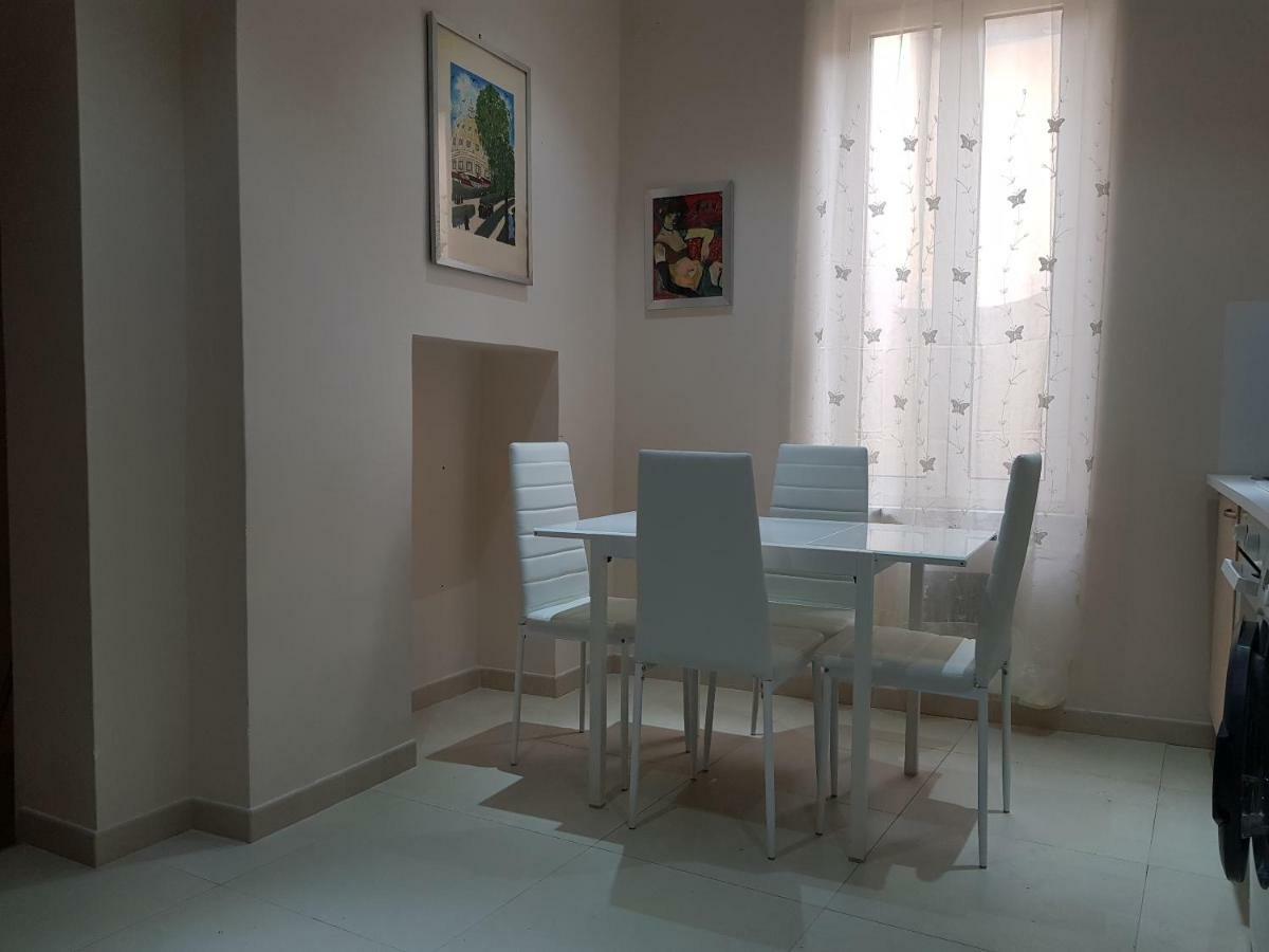 Napoli Royal Flats Villa Екстериор снимка
