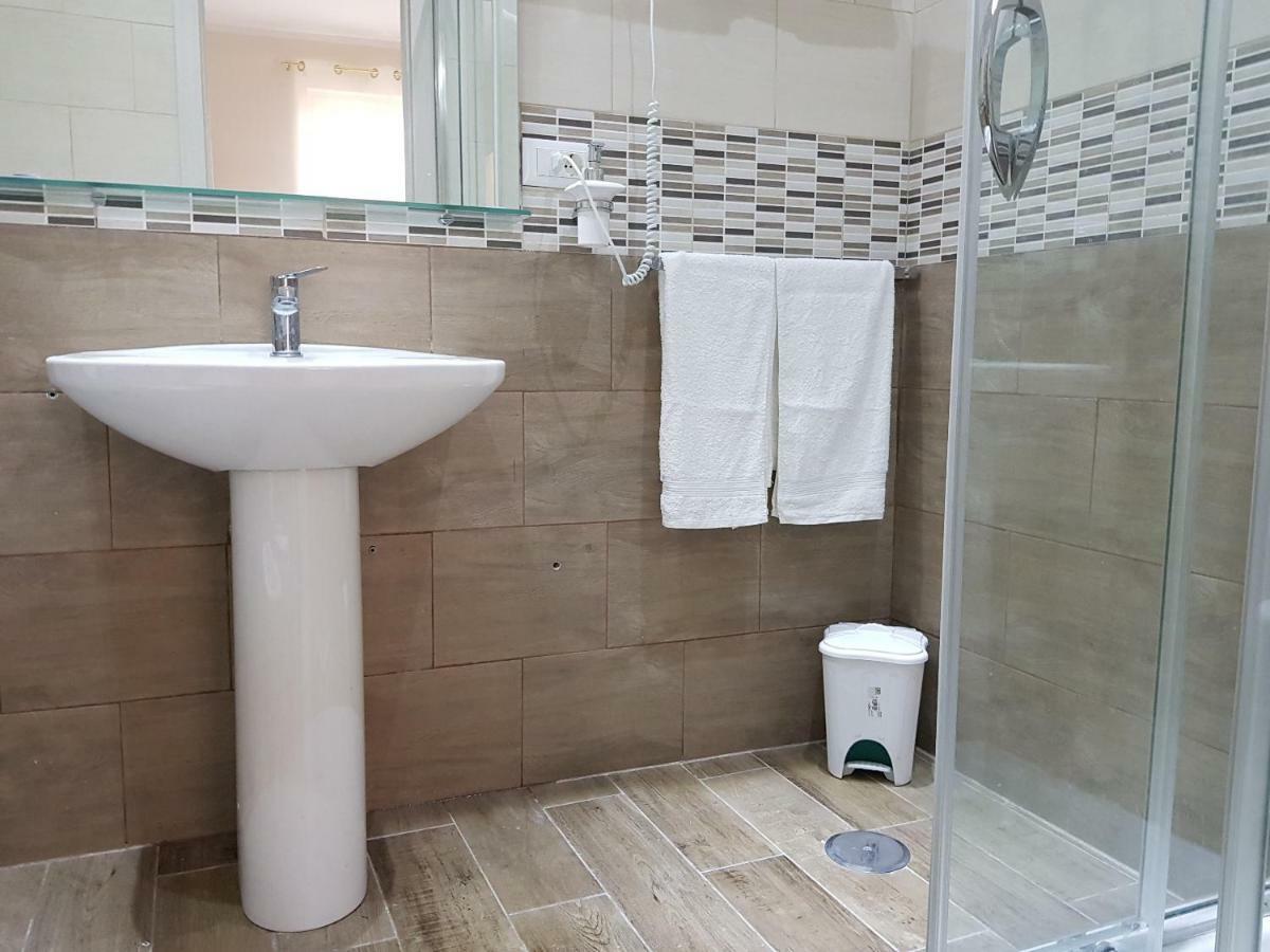 Napoli Royal Flats Villa Екстериор снимка